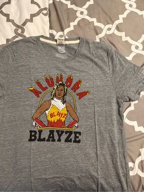 Wear Homage Gray 'Alundra Blayze' Graphic Tee